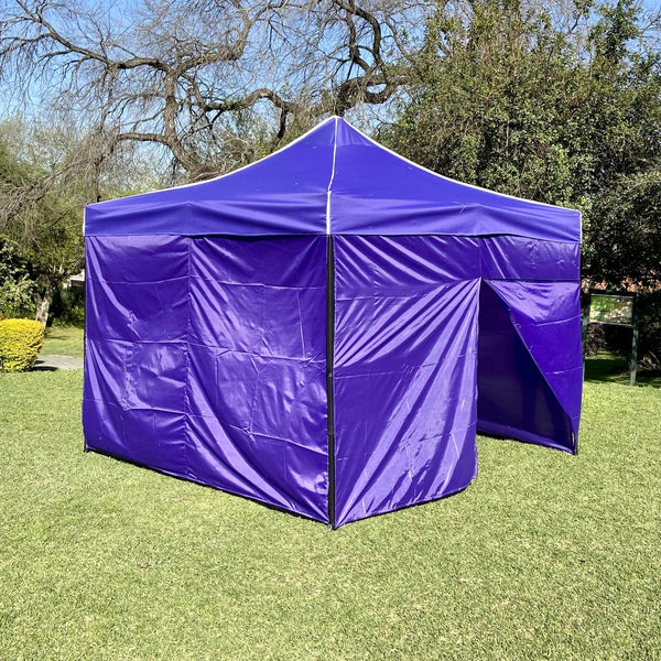 Toldo 3x3 Morado con paredes lisas y puerta con zipper Marca MrToldo.